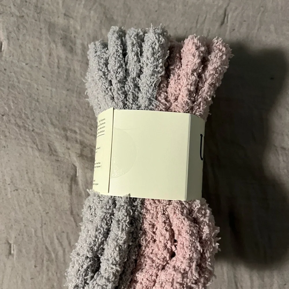 NWT Unhide softie socks - Picture 2 of 3